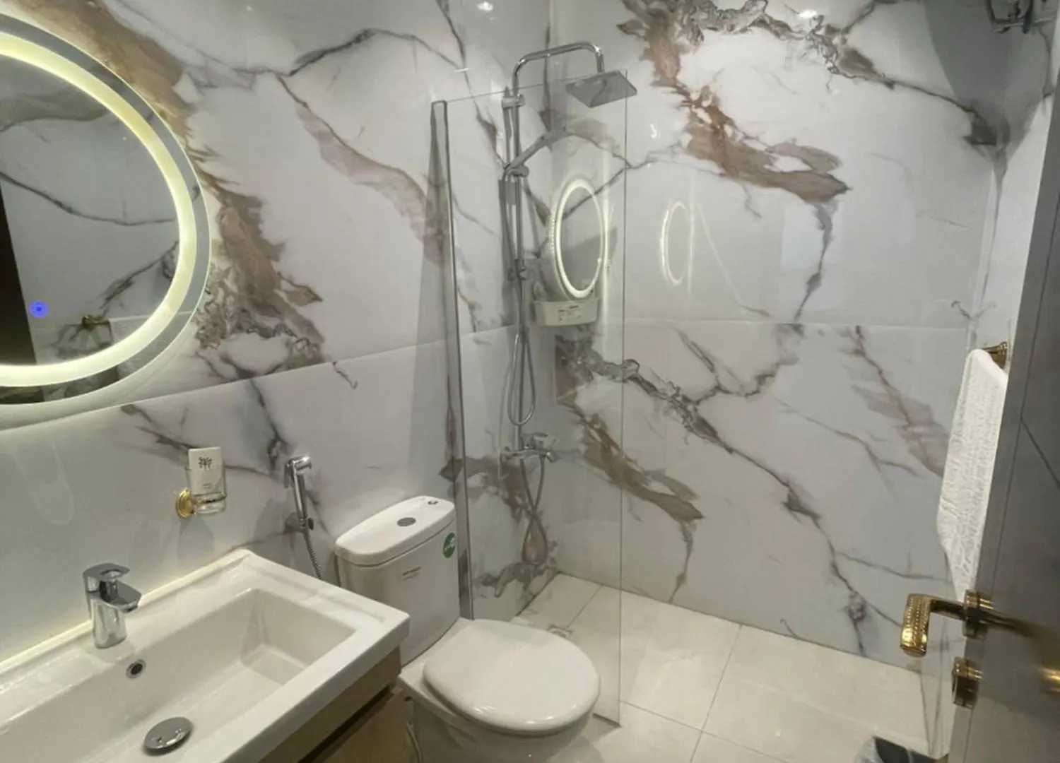 Sea-View Apartment Yidda 0*,