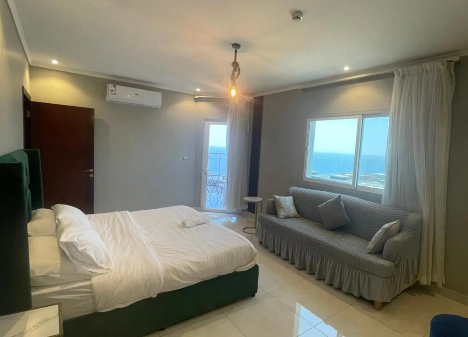 Sea-View Apartment Džidda